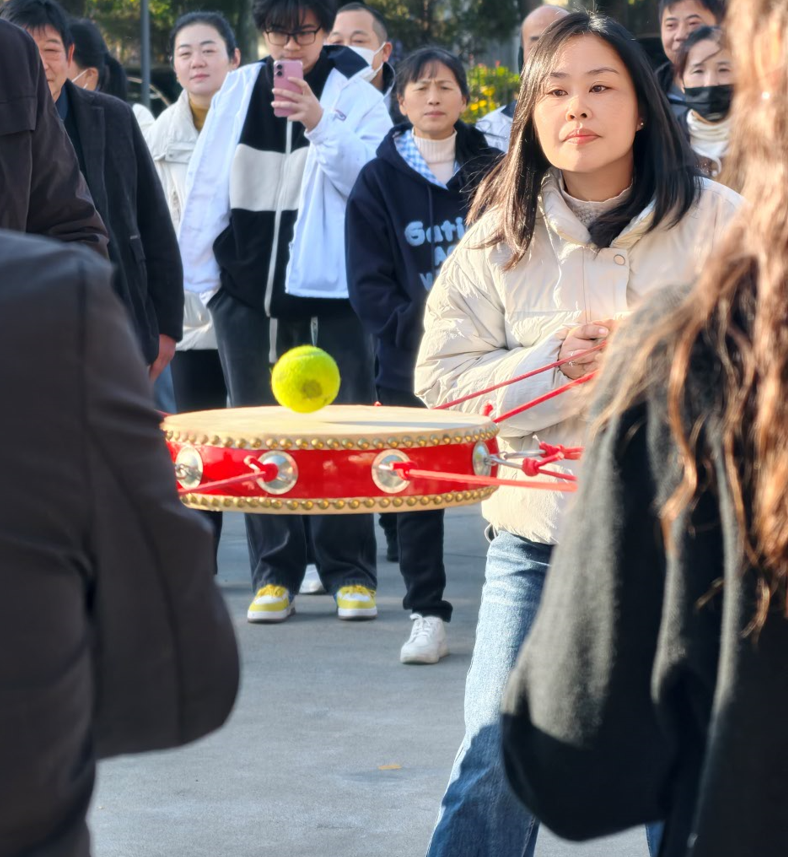 1764558564784798 同心