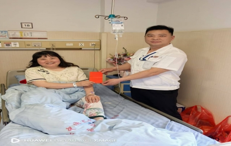 【员工关切】嘉善好博体育工会探望慰问生病住院员工